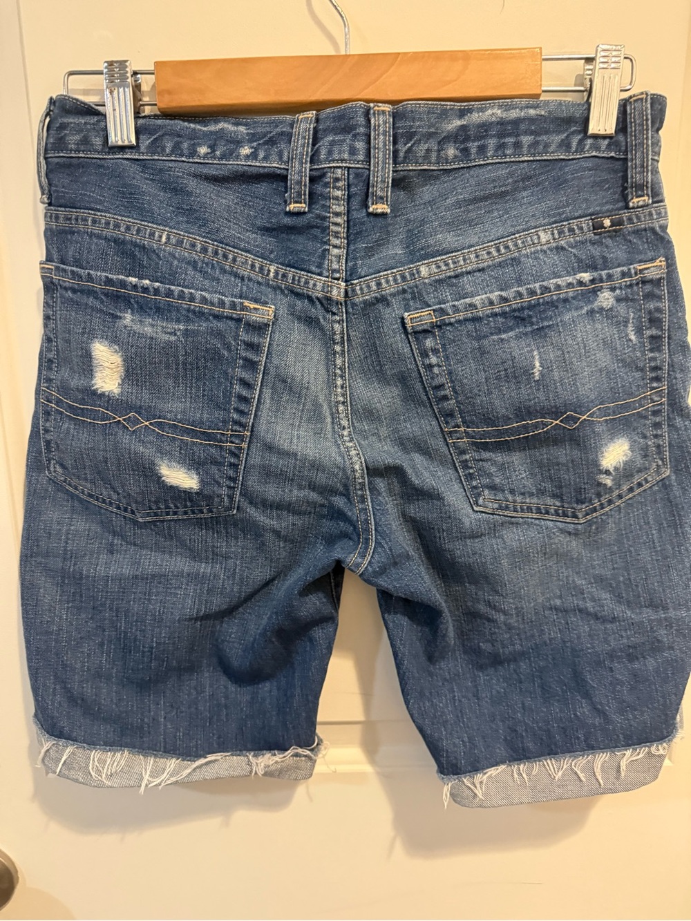 Lucky Brand Blue Denim Jeans with Copper Hardware